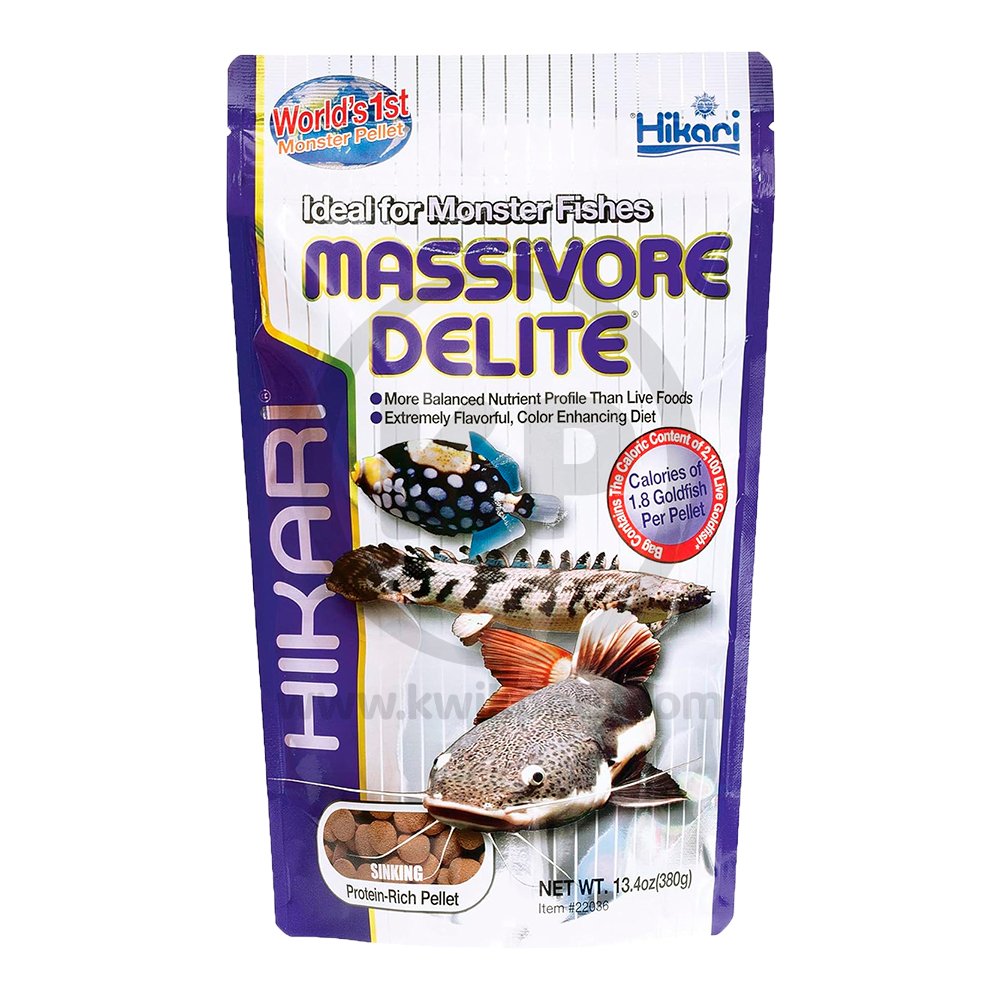 Hikari USA Massivore Delite Carnivore Pellets Fish Food Large 13.4-oz